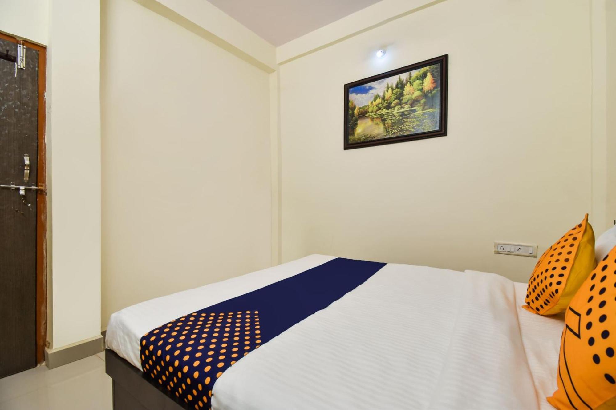 Spot On Carnival Resorts Raipur  Ngoại thất bức ảnh