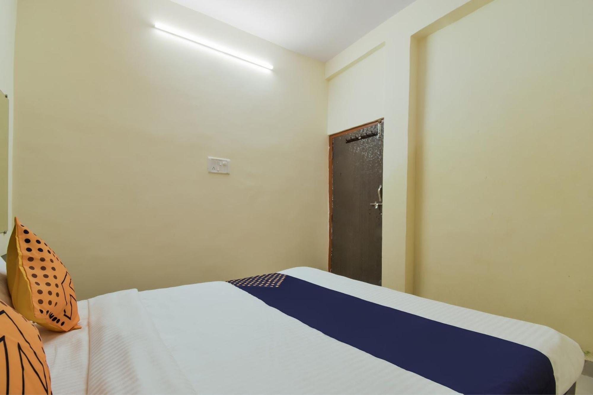 Spot On Carnival Resorts Raipur  Ngoại thất bức ảnh
