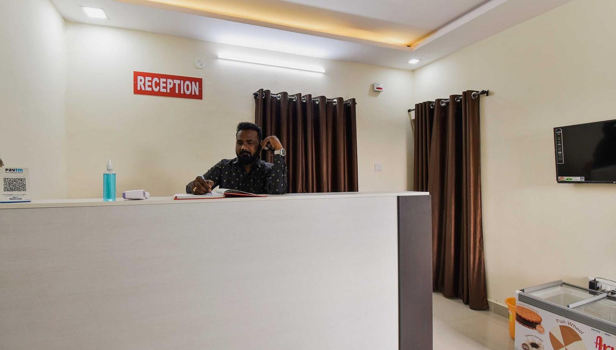 Spot On Carnival Resorts Raipur  Ngoại thất bức ảnh