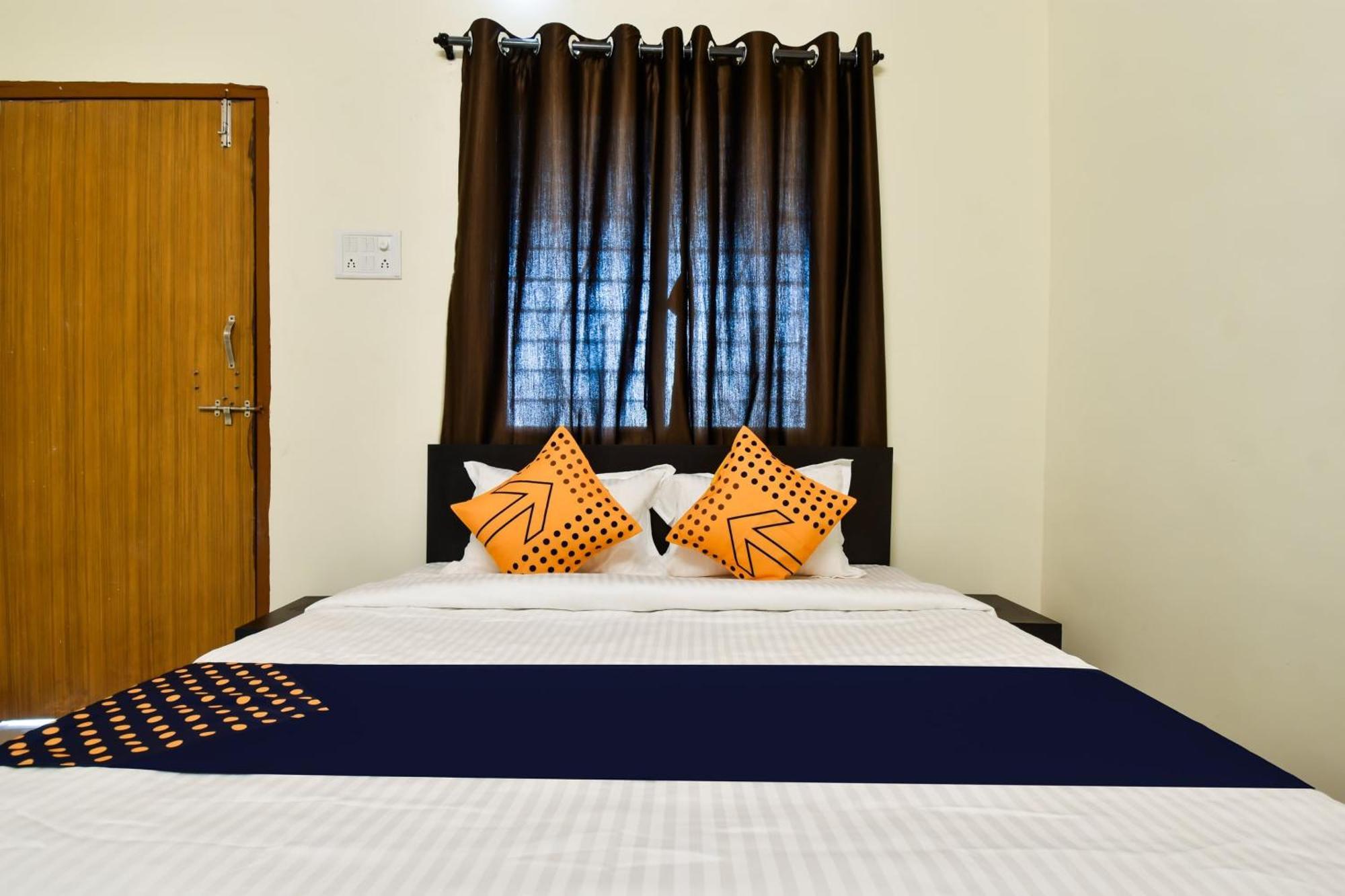 Spot On Carnival Resorts Raipur  Ngoại thất bức ảnh